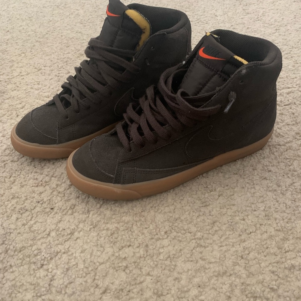 Nike Blazer Mid 77 Suede Velvet Brown - Picture 2 of 4